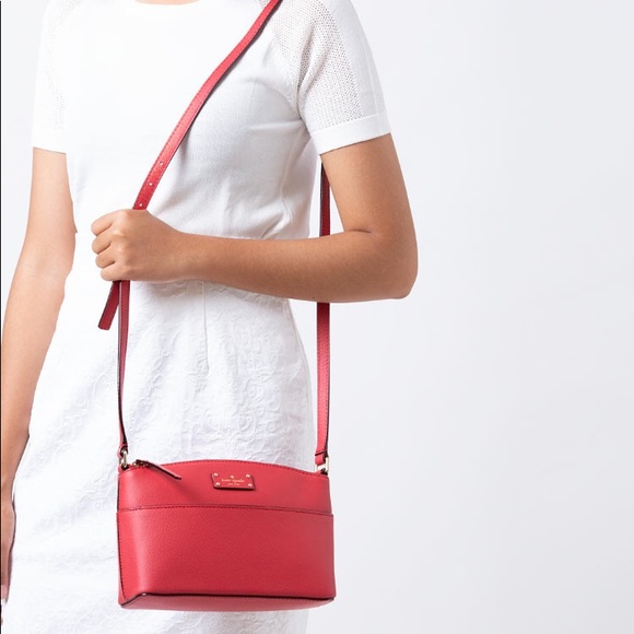 Kate Spade BRAND NEW Red Crossbody Bag - Picture 3 of 4